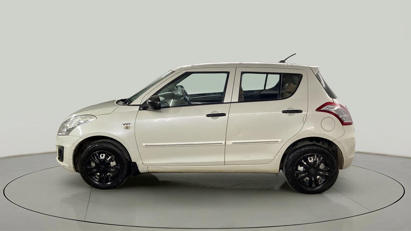 2017 Maruti Swift LXI (O), Petrol, Manual, 37,099 km, Left Side