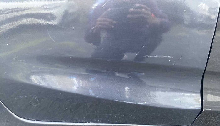 2019 Honda Amaze 1.2L I-VTEC VX, Petrol, Manual, 89,861 km, Right rear door - Minor scratches