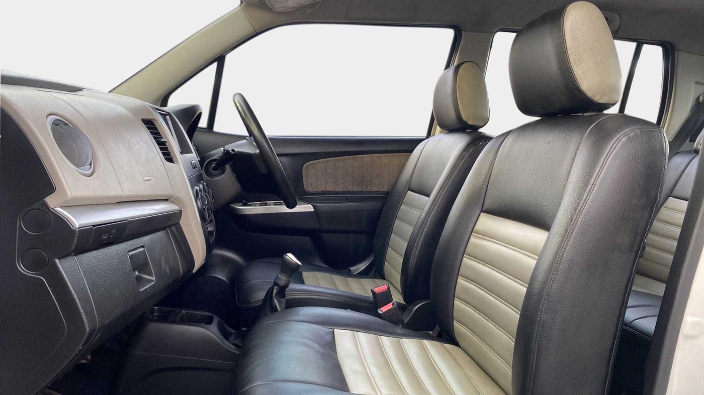 2015 Maruti Wagon R 1.0 VXI, Petrol, Manual, 69,973 km, Right Side Front Door Cabin