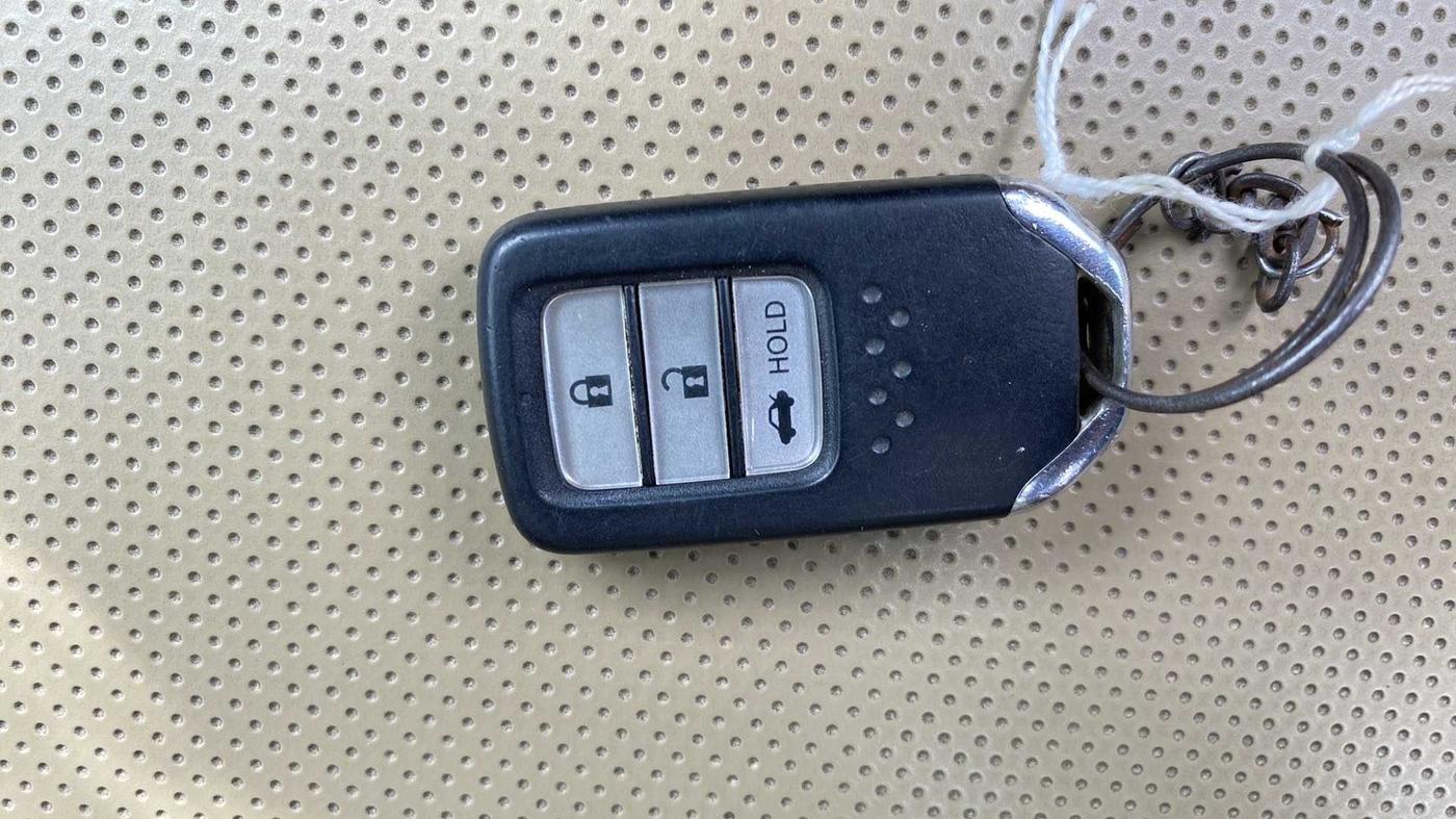 2019 Honda Amaze 1.2L I-VTEC V, Petrol, Manual, 58,837 km, Key Close Up