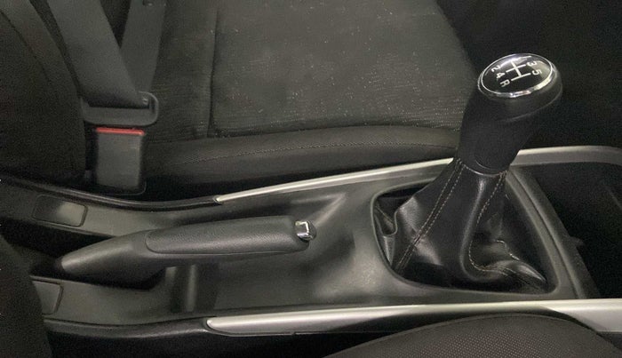 2017 Maruti Baleno DELTA PETROL 1.2, Petrol, Manual, 18,463 km, Gear Lever