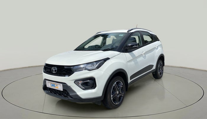 2022 Tata NEXON XMA SUNROOF DIESEL, Diesel, Automatic, 11,521 km, Left Front Diagonal
