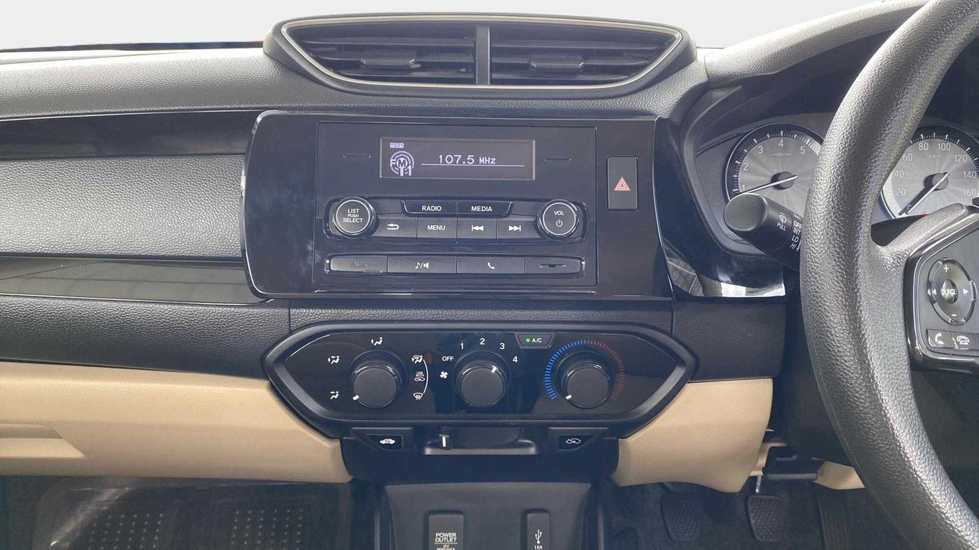 2019 Honda Amaze 1.2L I-VTEC S, Petrol, Manual, 16,195 km, Air Conditioner