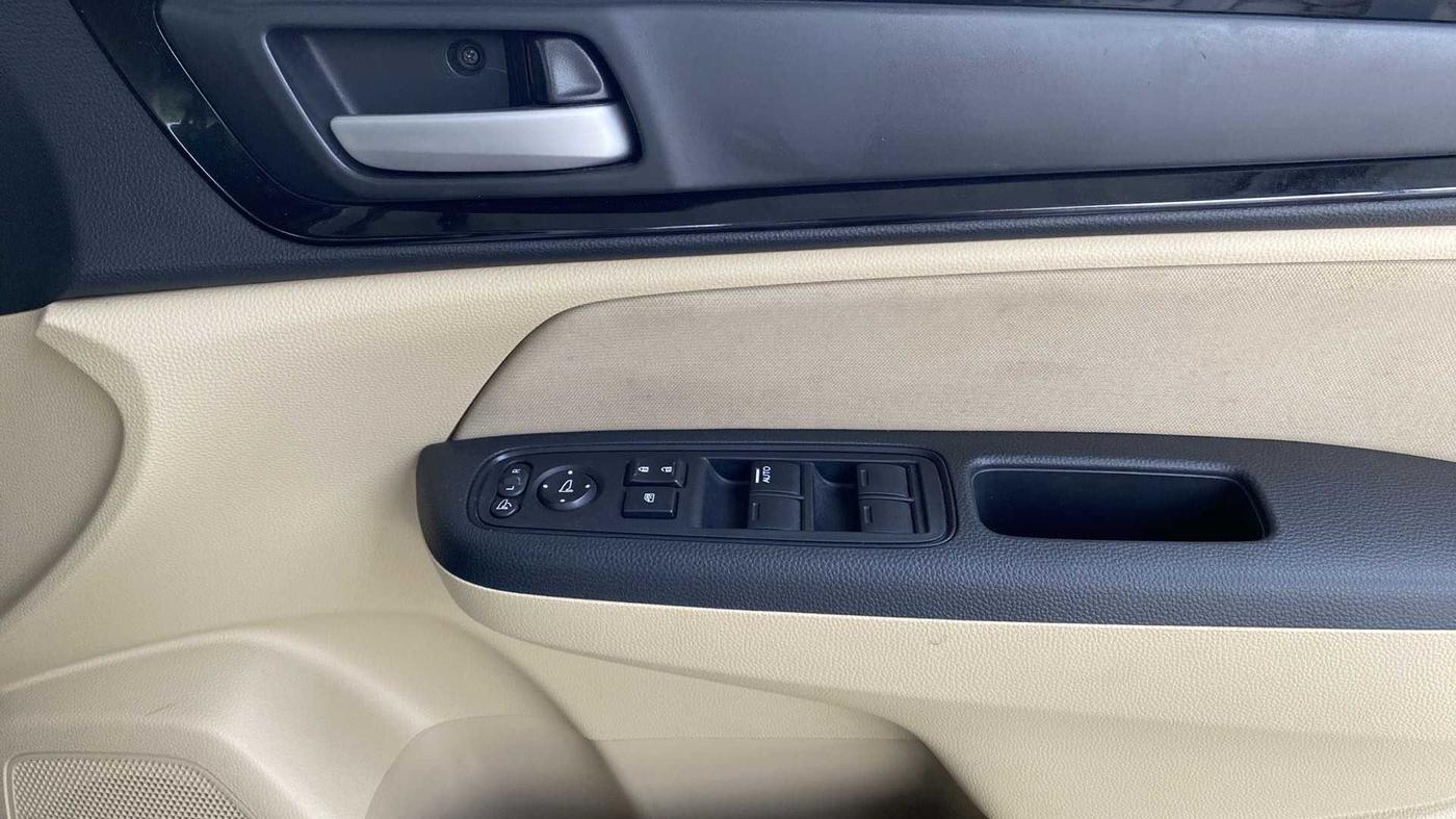 2019 Honda Amaze 1.2L I-VTEC S, Petrol, Manual, 16,195 km, Driver Side Door Panels Control
