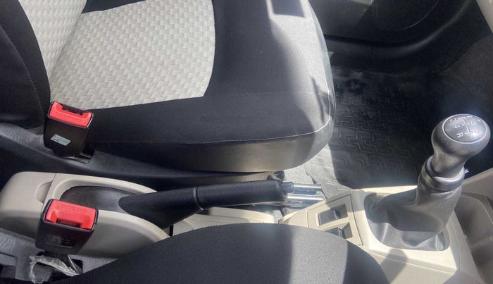 2021 Maruti Alto VXI PLUS, Petrol, Manual, 18,835 km, Gear Lever