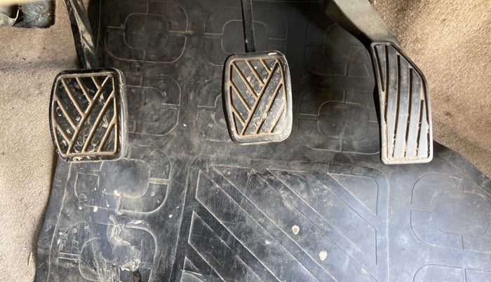 2014 Maruti Swift Dzire VDI, Diesel, Manual, 60,807 km, Pedals