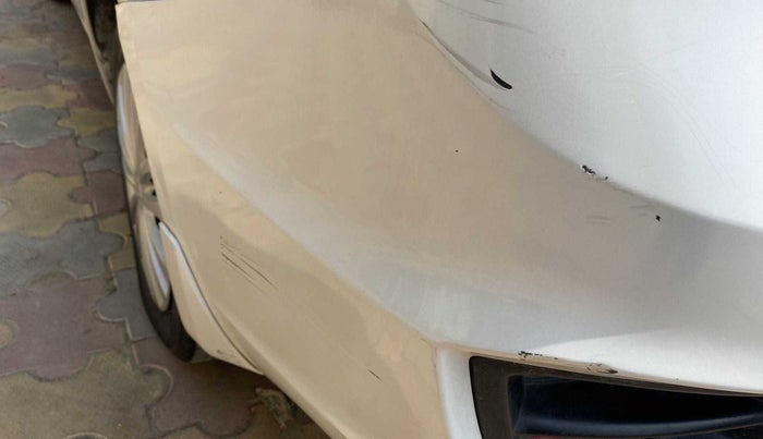 2016 Maruti Ciaz VXI, Petrol, Manual, 39,784 km, Rear bumper - Minor scratches