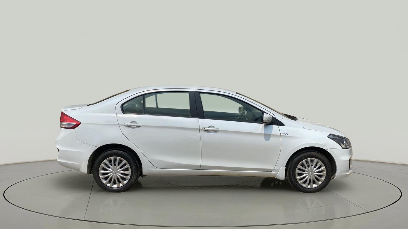 2016 Maruti Ciaz VXI, Petrol, Manual, 39,784 km, Right Side View