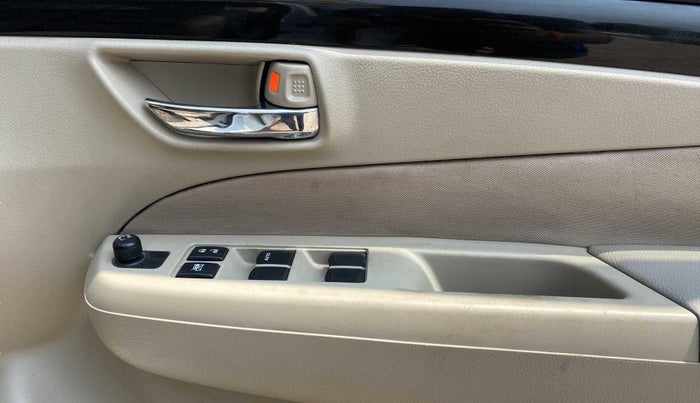 2016 Maruti Ciaz VXI, Petrol, Manual, 39,784 km, Driver Side Door Panels Control
