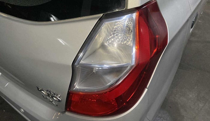 2015 Maruti Alto K10 VXI, Petrol, Manual, 47,281 km, Right tail light - Minor scratches