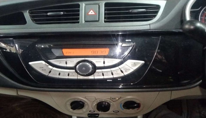 2015 Maruti Alto K10 VXI, Petrol, Manual, 47,281 km, Infotainment system - Reverse camera not working