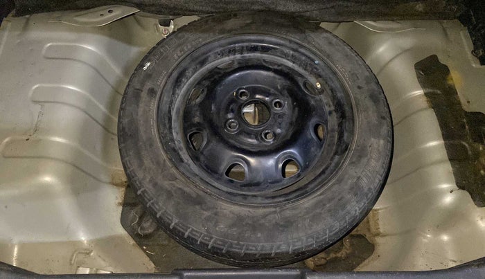 2015 Maruti Alto K10 VXI, Petrol, Manual, 47,281 km, Boot floor - Slight discoloration