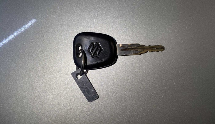 2015 Maruti Alto K10 VXI, Petrol, Manual, 47,281 km, Key Close Up