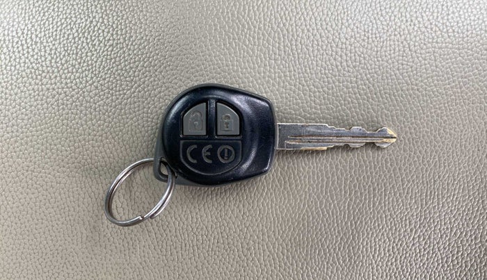2017 Maruti Celerio ZXI AMT, Petrol, Automatic, 30,587 km, Key Close Up