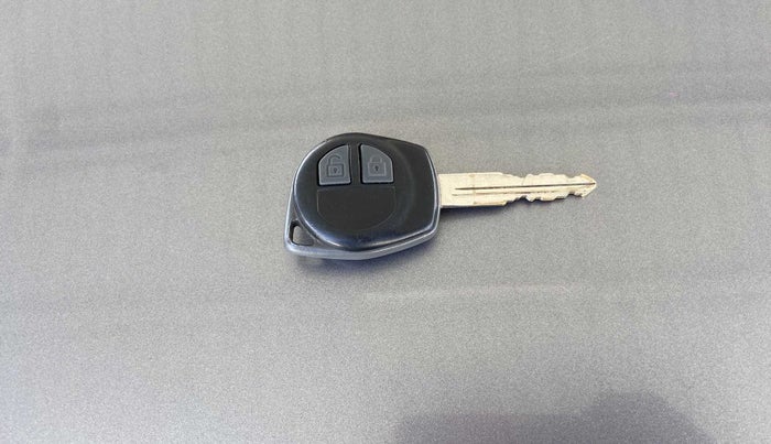 2016 Maruti Wagon R 1.0 VXI OPT, Petrol, Manual, 30,189 km, Key Close Up