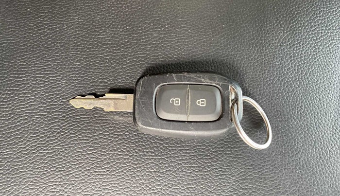 2019 Datsun Redi Go S 1.0, Petrol, Manual, 27,662 km, Key Close Up