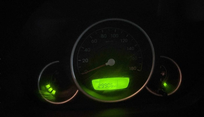 2016 Hyundai Eon SPORTZ, Petrol, Manual, 30,068 km, Odometer Image