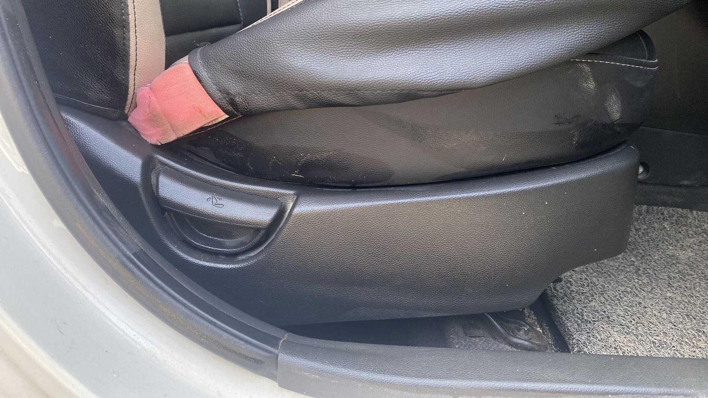 2018 Hyundai Grand i10 MAGNA AT 1.2 KAPPA VTVT, Petrol, Automatic, 23,073 km, Driver Side Adjustment Panel