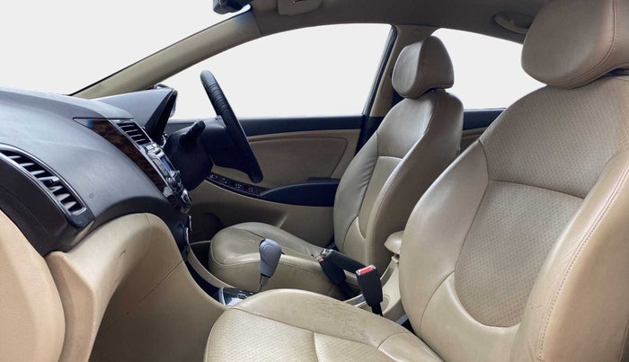 2013 Hyundai Verna FLUIDIC 1.6 VTVT SX AT, CNG, Automatic, 78,086 km, Right Side Front Door Cabin