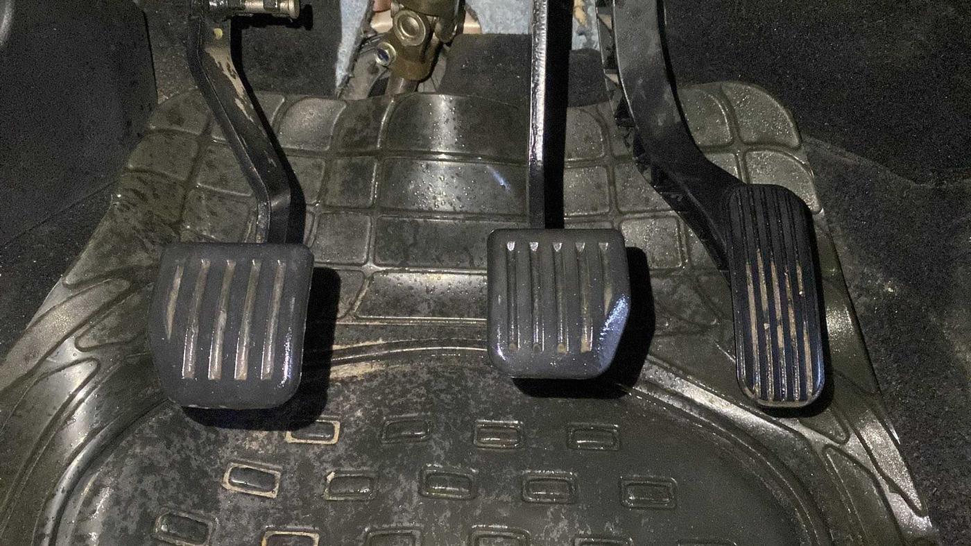 2019 Tata Harrier XZ 2.0L, Diesel, Manual, 29,176 km, Pedals
