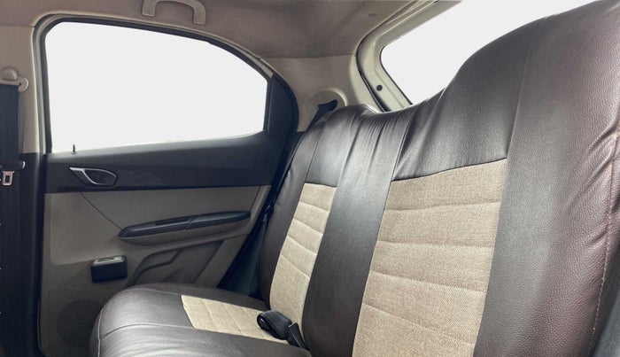 2017 Tata Tiago XE PETROL, Petrol, Manual, 33,353 km, Right Side Rear Door Cabin