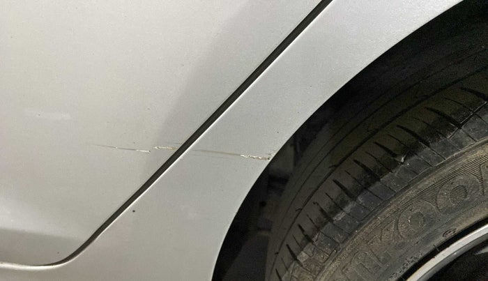 2017 Hyundai Verna 1.6 VTVT SX (O) AT, Petrol, Automatic, 43,605 km, Left quarter panel - Minor scratches