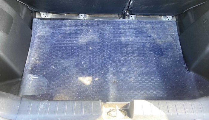 2017 Maruti Baleno DELTA PETROL 1.2, Petrol, Manual, 19,699 km, Boot Inside