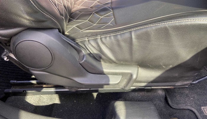 2017 Maruti Baleno DELTA PETROL 1.2, Petrol, Manual, 19,699 km, Driver Side Adjustment Panel