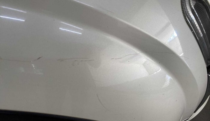 2017 Mahindra XUV500 W10 AT, Diesel, Automatic, 91,133 km, Right fender - Cladding has minor damage