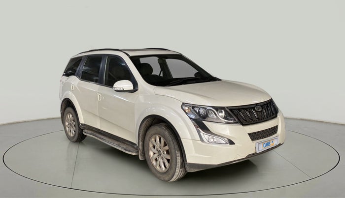 2017 Mahindra XUV500 W10 AT, Diesel, Automatic, 91,133 km, SRP
