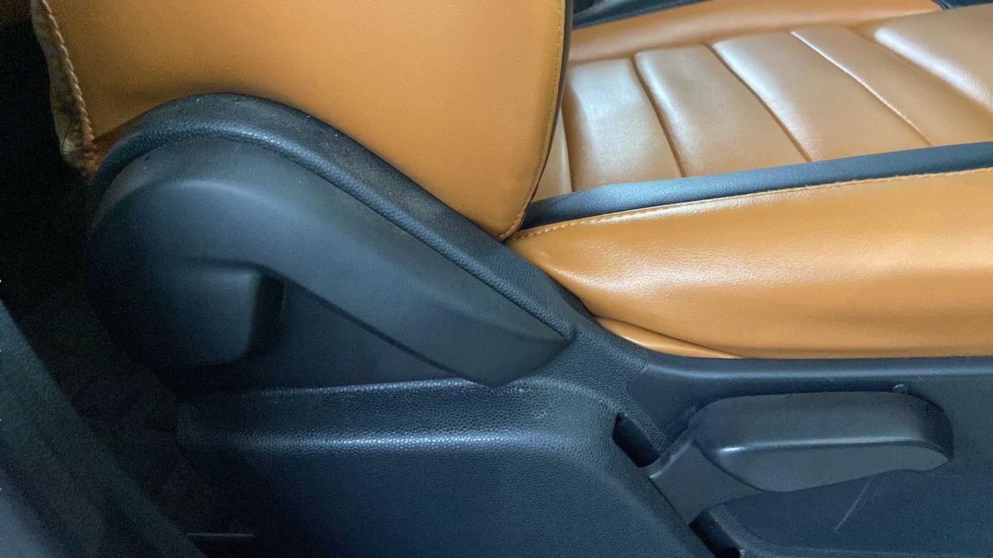 2020 Ford Ecosport TITANIUM + 1.5L DIESEL, Diesel, Manual, 42,506 km, Driver Side Adjustment Panel