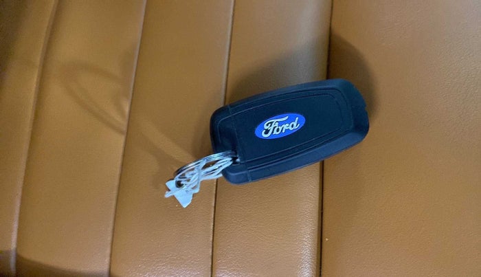 2020 Ford Ecosport TITANIUM + 1.5L DIESEL, Diesel, Manual, 42,506 km, Key Close Up