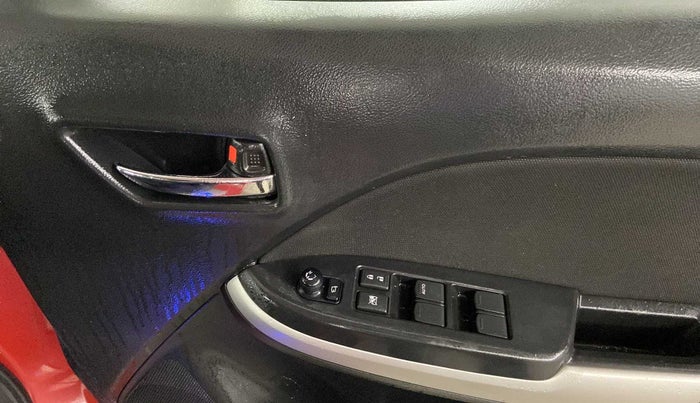 2017 Maruti Baleno DELTA PETROL 1.2, Petrol, Manual, 22,797 km, Driver Side Door Panels Control