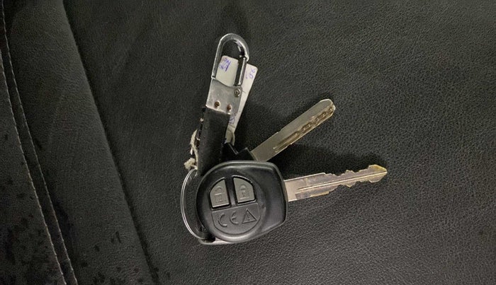 2017 Maruti Baleno DELTA PETROL 1.2, Petrol, Manual, 22,797 km, Lock system - Keyless sensor not working