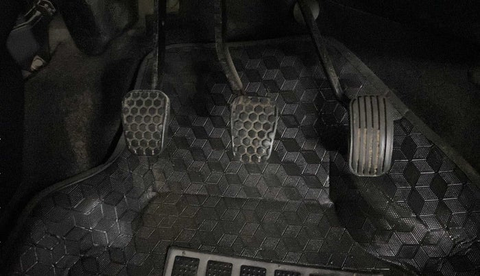 2022 Tata Tiago XZ PLUS CNG, CNG, Manual, 25,842 km, Pedals