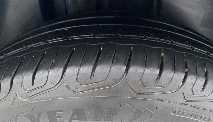 2022 Skoda SLAVIA STYLE 1.0L TSI AT, Petrol, Automatic, 24,676 km, Right Rear Tyre Tread