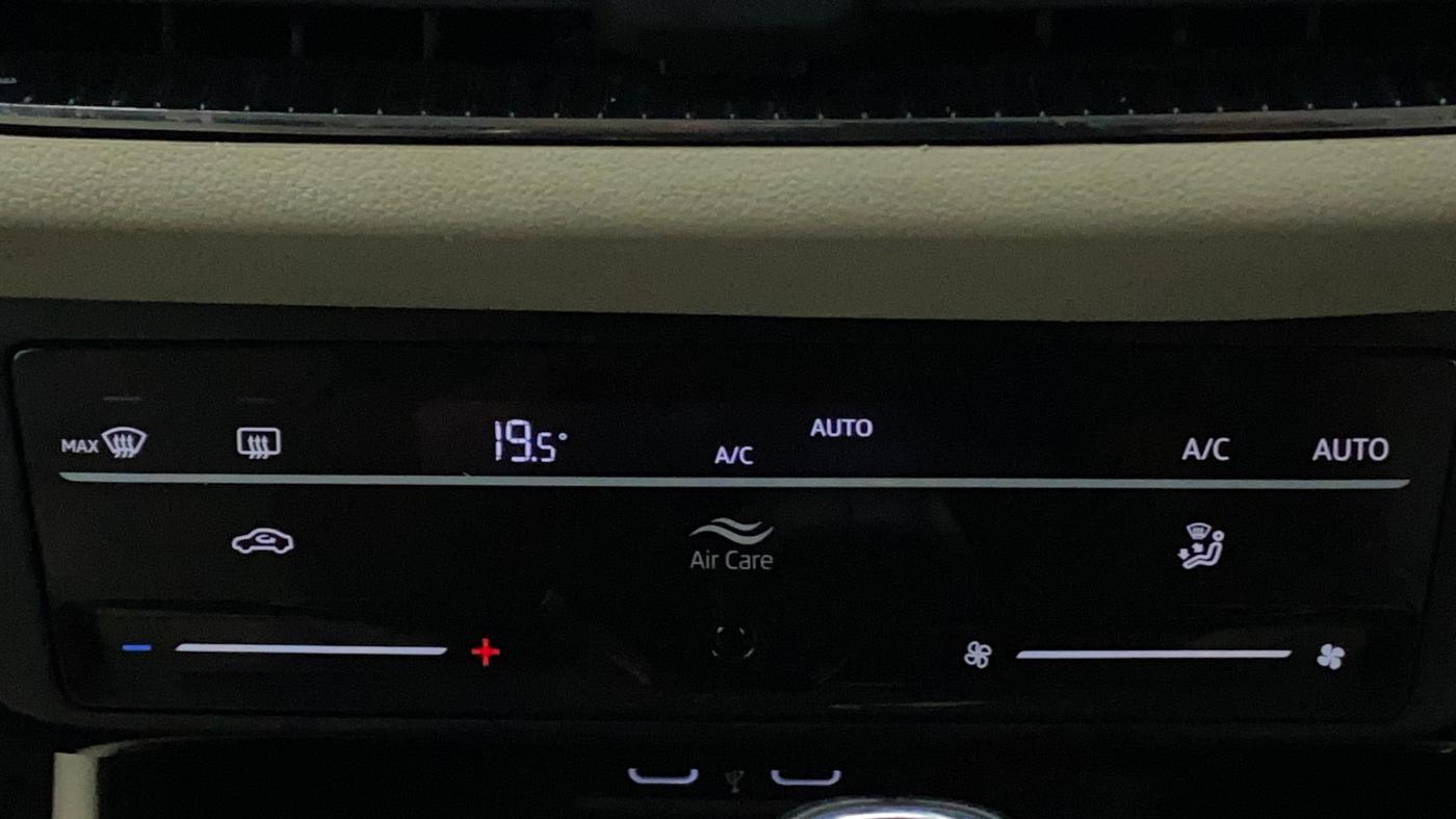 2022 Skoda SLAVIA STYLE 1.0L TSI AT, Petrol, Automatic, 24,676 km, Automatic Climate Control