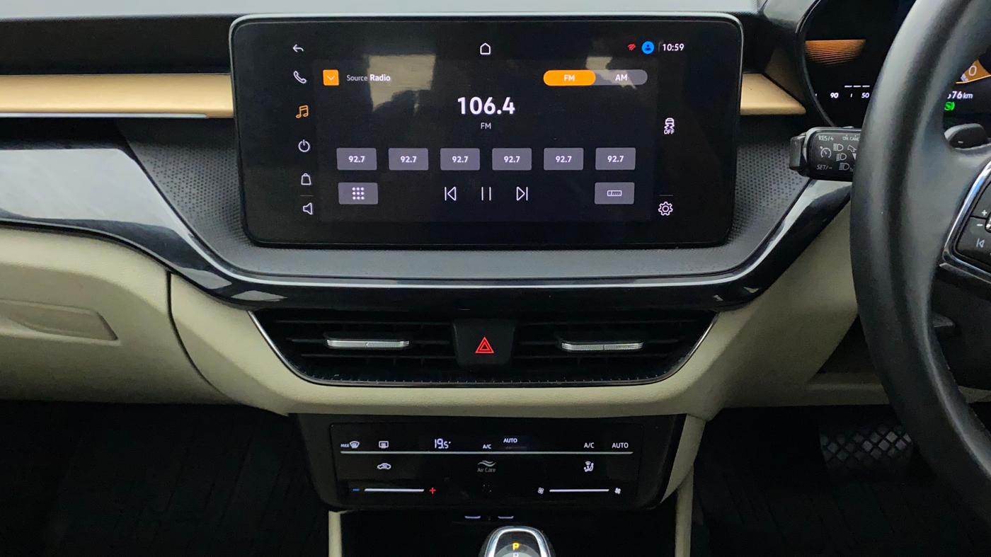 2022 Skoda SLAVIA STYLE 1.0L TSI AT, Petrol, Automatic, 24,676 km, Air Conditioner