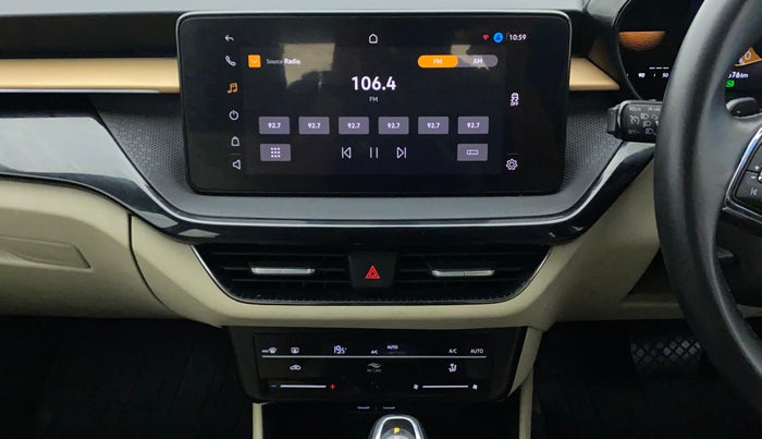 2022 Skoda SLAVIA STYLE 1.0L TSI AT, Petrol, Automatic, 24,676 km, Air Conditioner