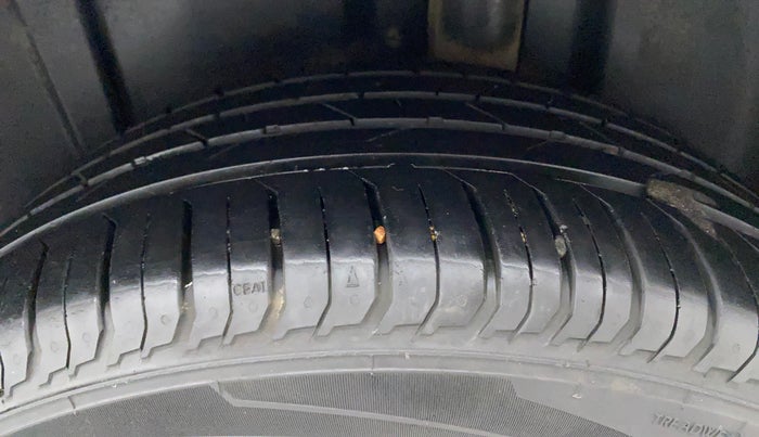 2022 Volkswagen VIRTUS HIGHLINE TSI 1.0 MT, Petrol, Manual, 22,715 km, Left Rear Tyre Tread