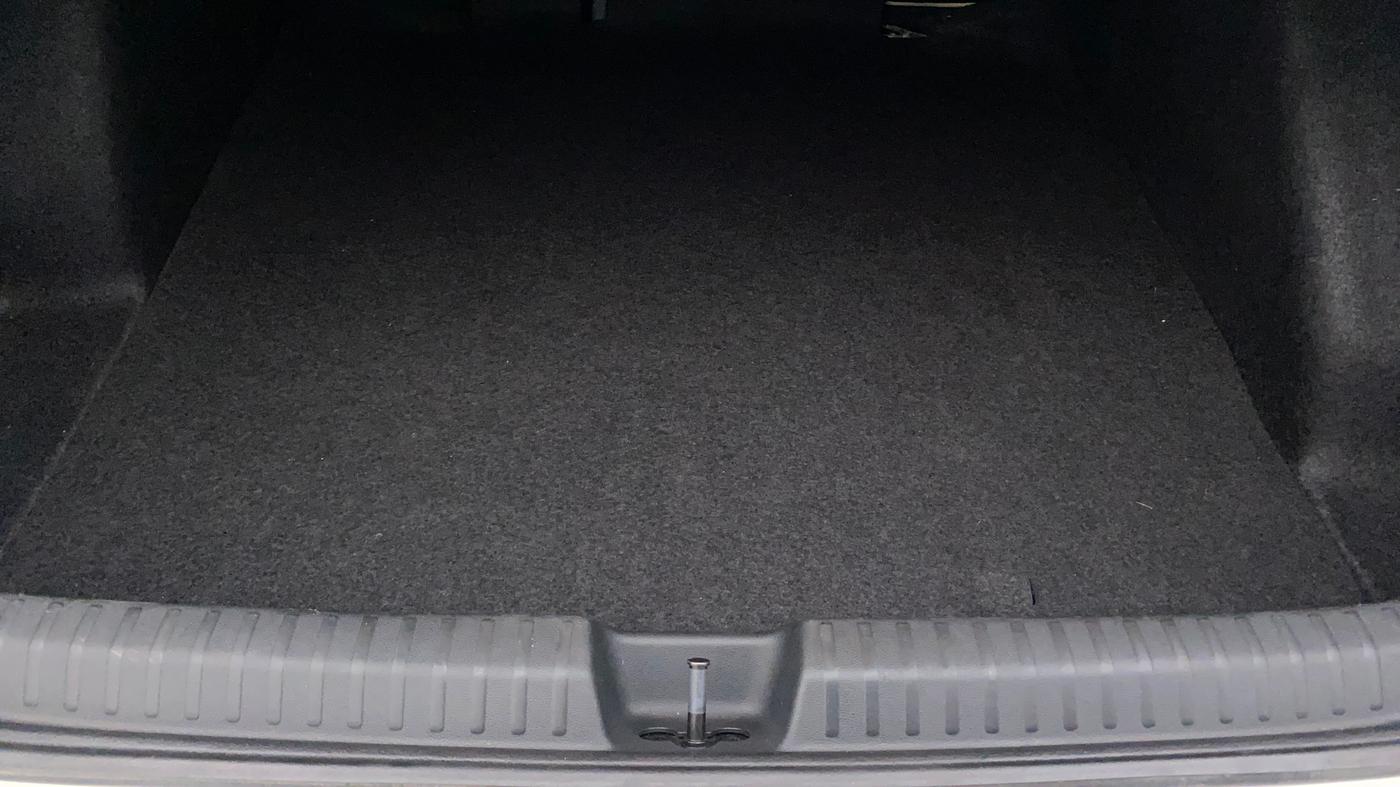 2022 Volkswagen VIRTUS HIGHLINE TSI 1.0 MT, Petrol, Manual, 22,715 km, Boot Inside