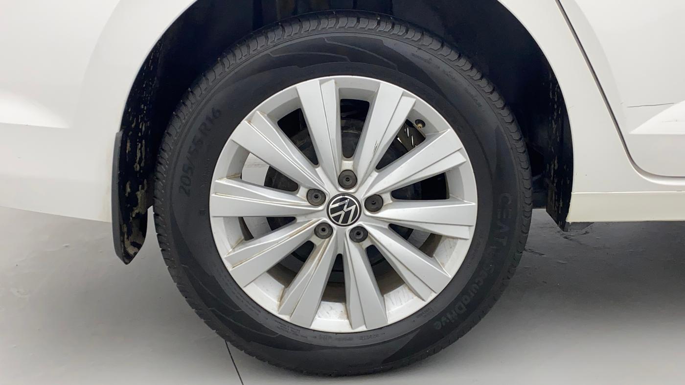 2022 Volkswagen VIRTUS HIGHLINE TSI 1.0 MT, Petrol, Manual, 22,715 km, Right Rear Wheel