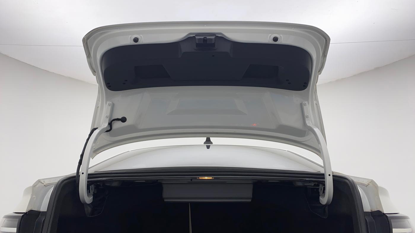 2022 Volkswagen VIRTUS HIGHLINE TSI 1.0 MT, Petrol, Manual, 22,715 km, Boot Door Open