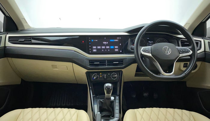 2022 Volkswagen VIRTUS HIGHLINE TSI 1.0 MT, Petrol, Manual, 22,715 km, Dashboard