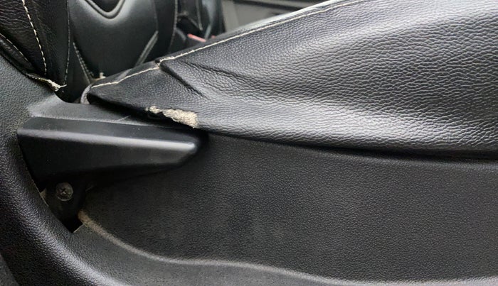 2018 Tata Tiago XM PETROL, Petrol, Manual, 69,792 km, Driver Side Adjustment Panel
