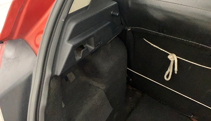 2018 Tata Tiago XM PETROL, Petrol, Manual, 69,792 km, Dicky (Boot door) - Parcel tray missing