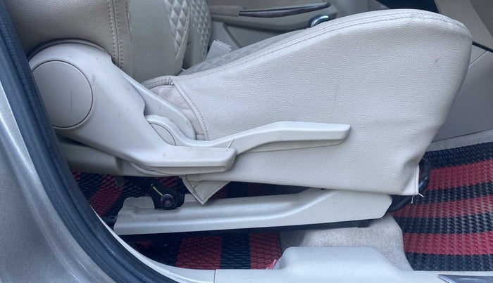 2018 Maruti Dzire ZDI PLUS AMT, Diesel, Automatic, 46,453 km, Driver Side Adjustment Panel