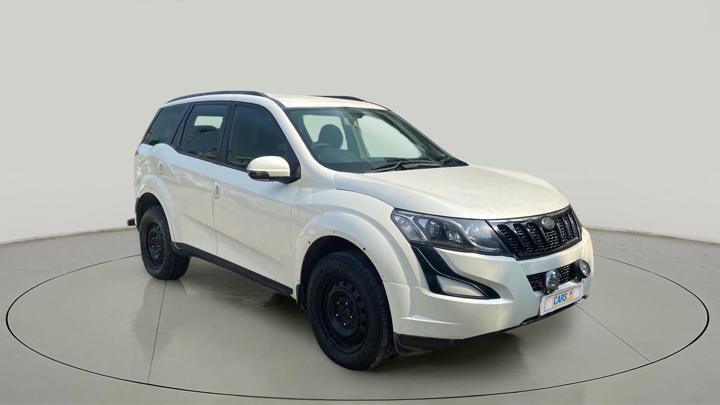 2017 Mahindra XUV500 W6, Diesel, Manual, 88,697 km, SRP
