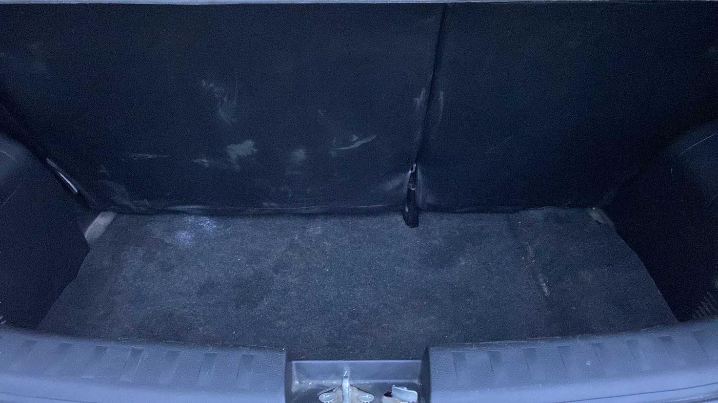 2016 Maruti Swift VXI, Petrol, Manual, 21,162 km, Boot Inside