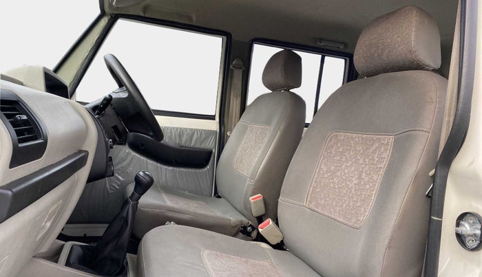 2022 Mahindra Bolero B4, Diesel, Manual, 22,295 km, Right Side Front Door Cabin